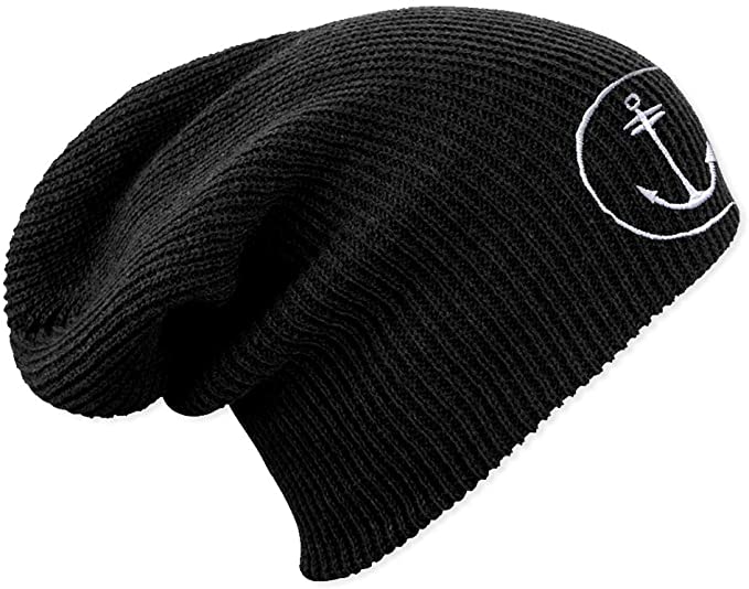 Gorro negro de punto con dibujo de ancla